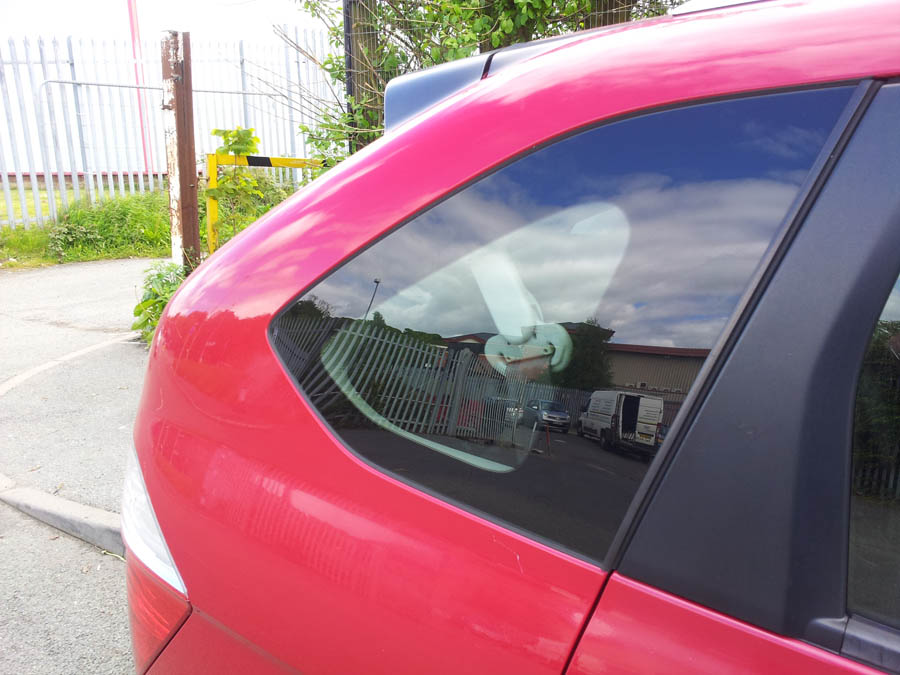 Honda FRV I-VTEC SE quarter-window-glass-driver-side-rear